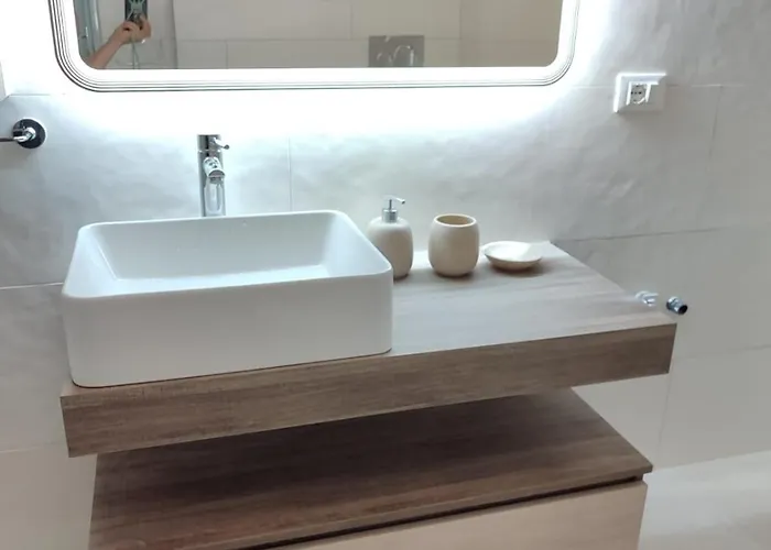 Yellow & Apartment Triest