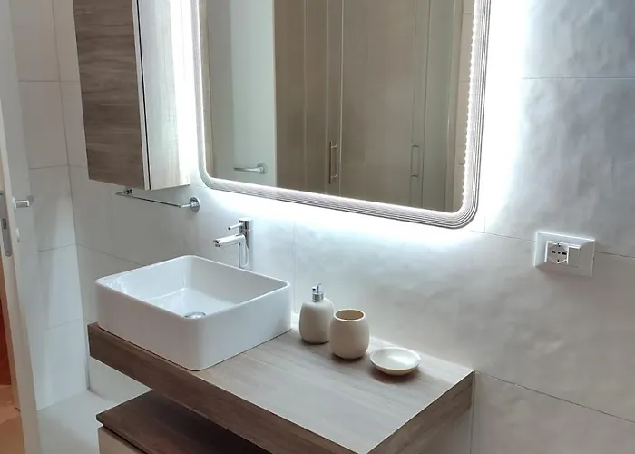 Апартаменти Yellow & Трієст